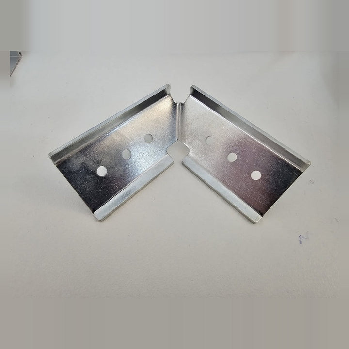 Vertical Profile Connector, 90 Degrees